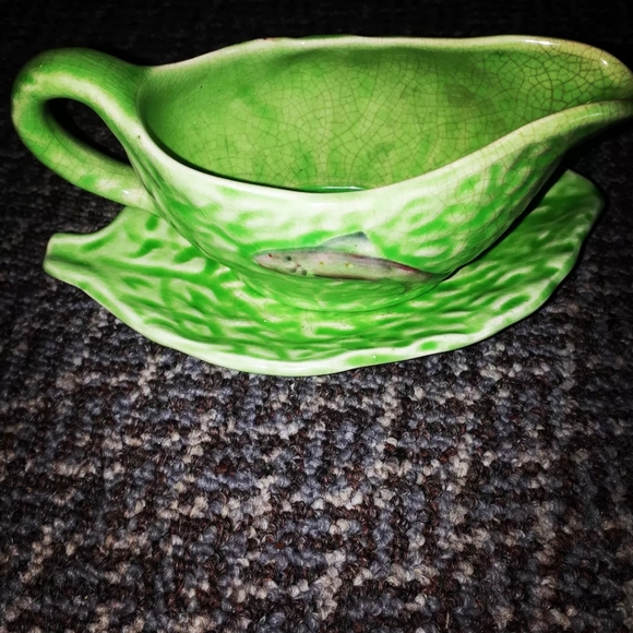 Wade Heath England Vintage Gravy/Sauce Boat & embossed lettuce leaf Plate. - Picture 5 of 5